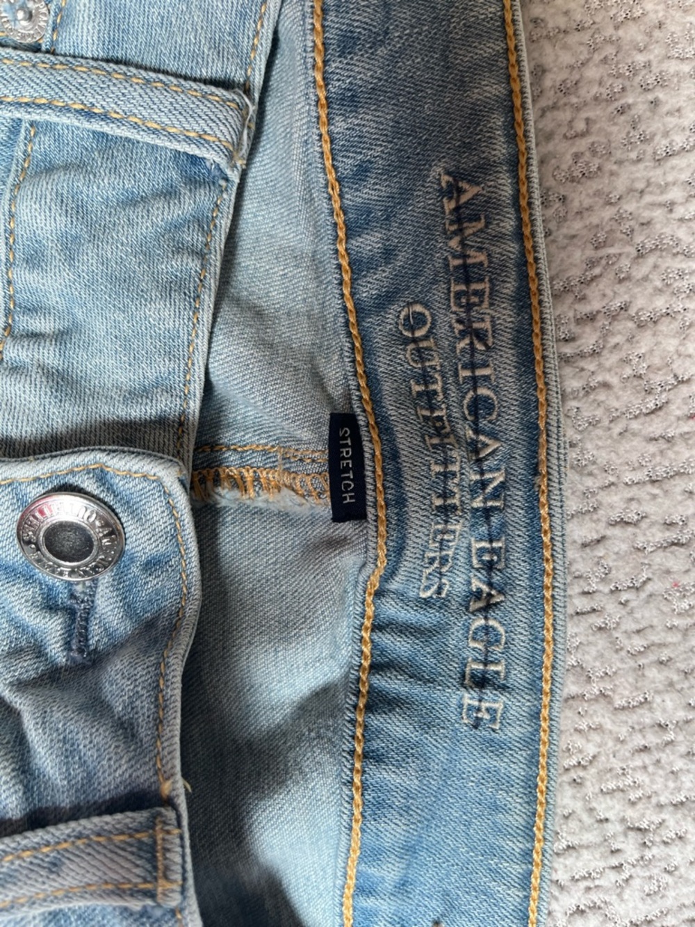 American Eagle Shortie Distressed Denim Shorts Lace Crochet Trim Size 10 - Picture 11 of 16